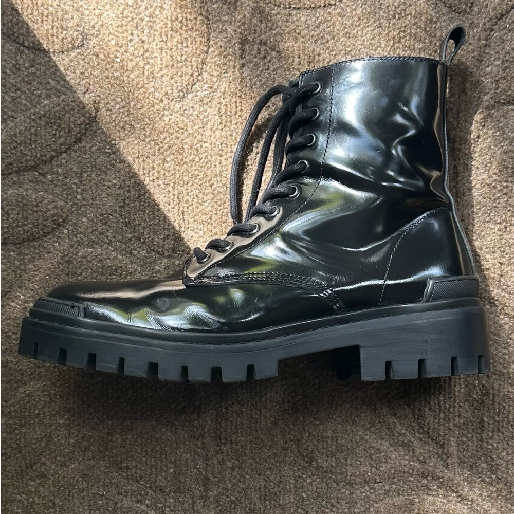 Steve Madden Men's Halen 2 Black Patent
Combat Boots Size 10 - Picture 11 of 15